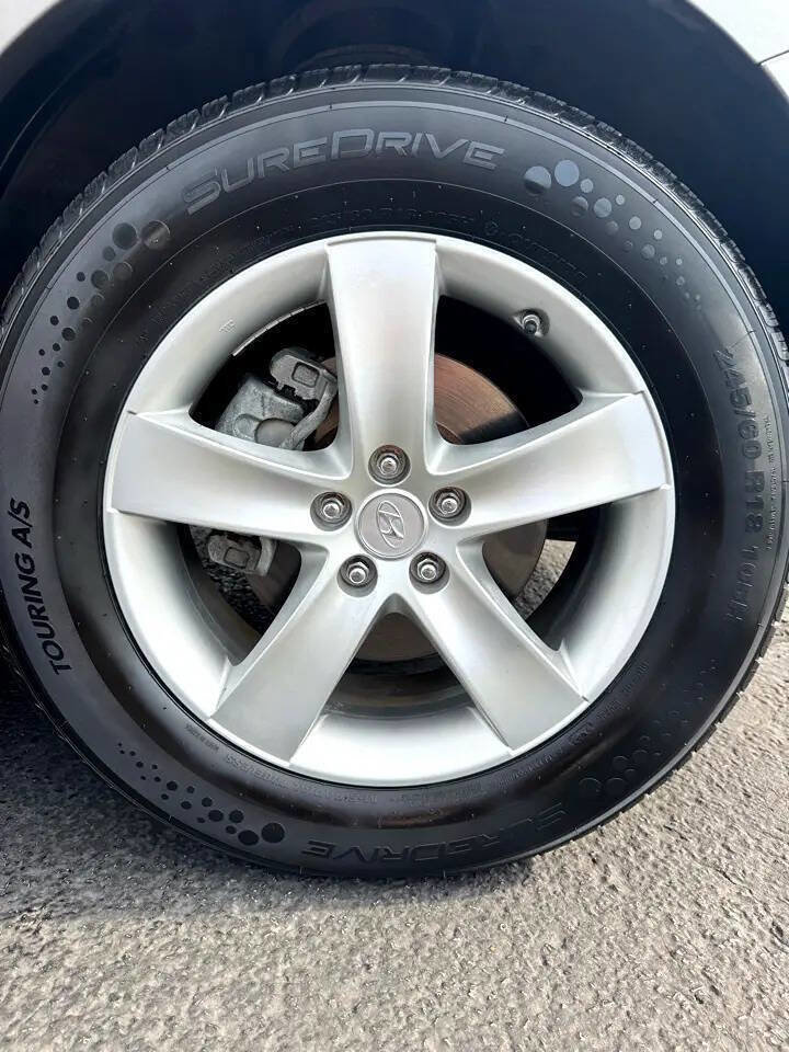 Used 2011 Hyundai Veracruz Limited image 10