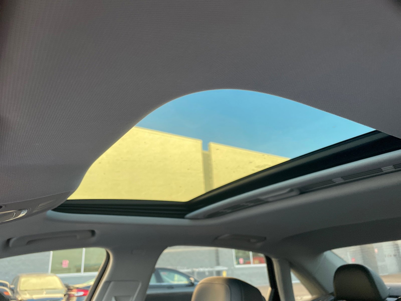 Used 2017 Audi A4 2.0T Premium w/ Convenience Package image 32