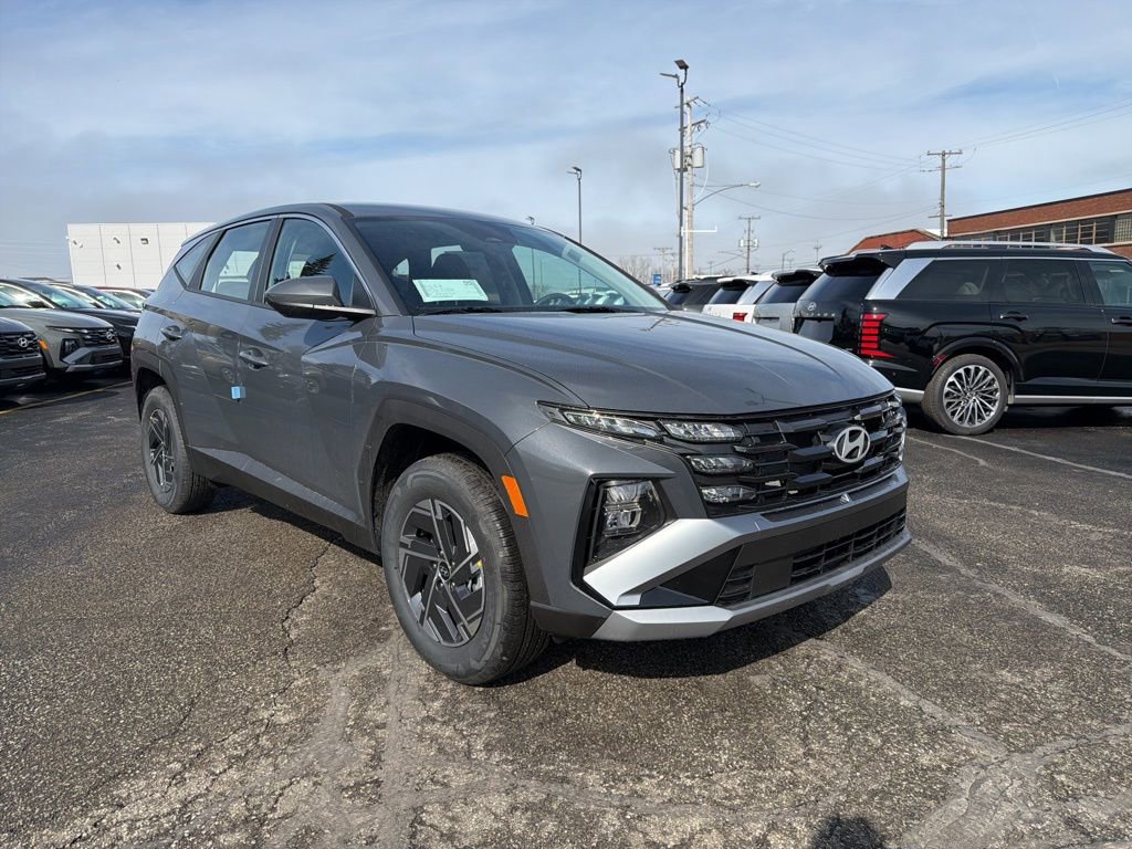 New 2026 Hyundai Tucson Blue SE image 1