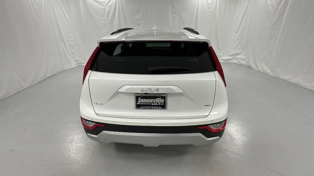 New 2025 Kia Niro EX image 4