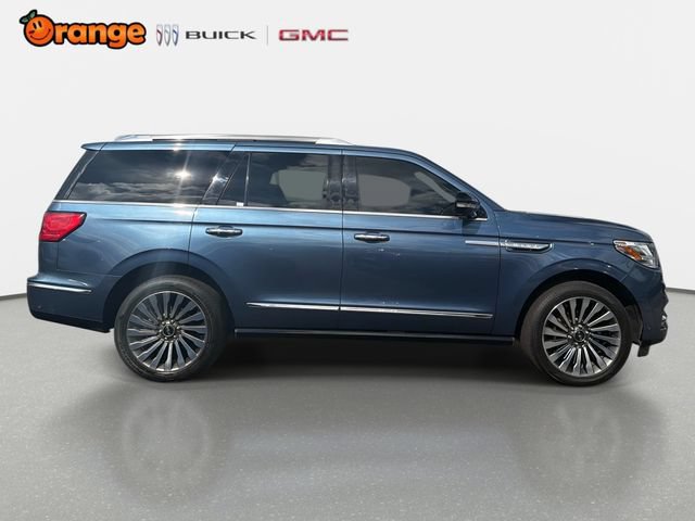 Used 2019 Lincoln Navigator Reserve w/ Cargo Package AWD/4WD image 2