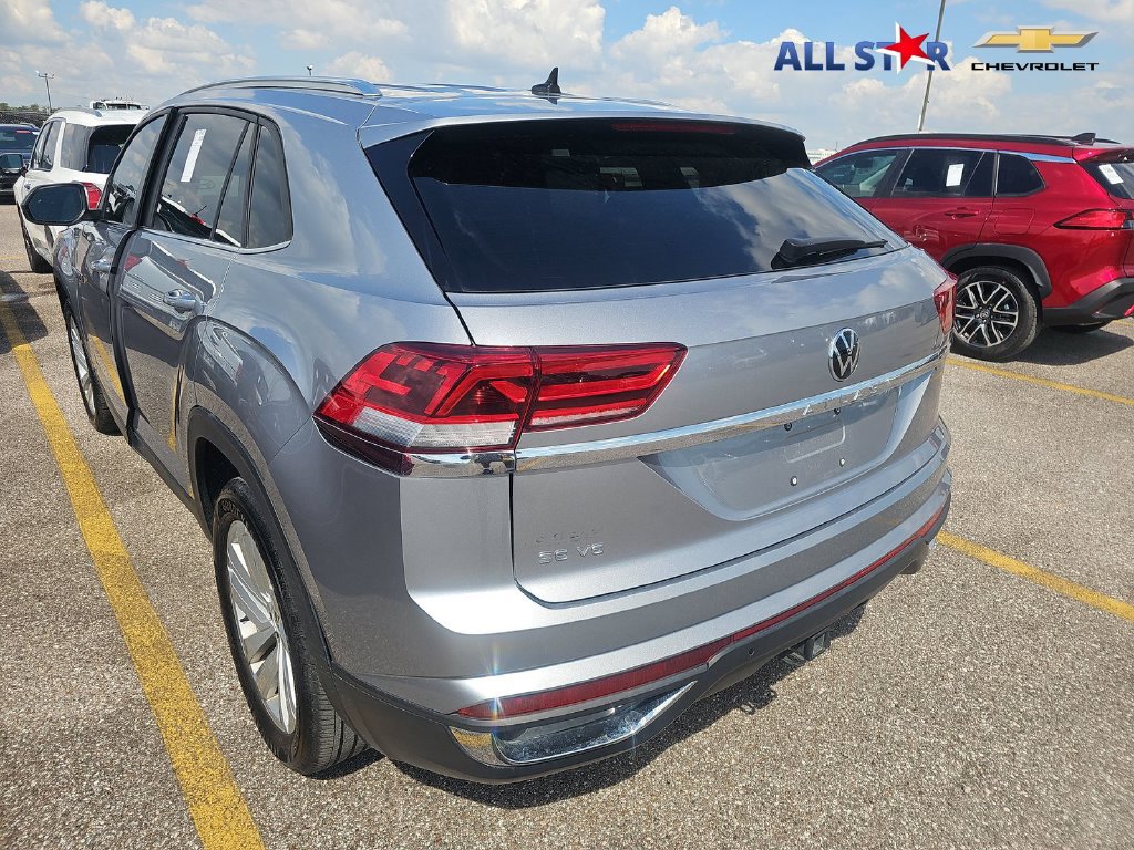 Used 2023 Volkswagen Atlas Cross Sport SE FWD image 9