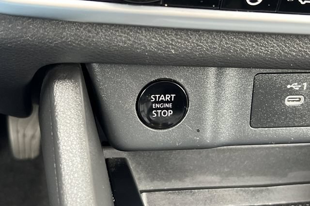 Used 2024 Nissan Rogue SV w/ SV Premium Package AWD/4WD image 27