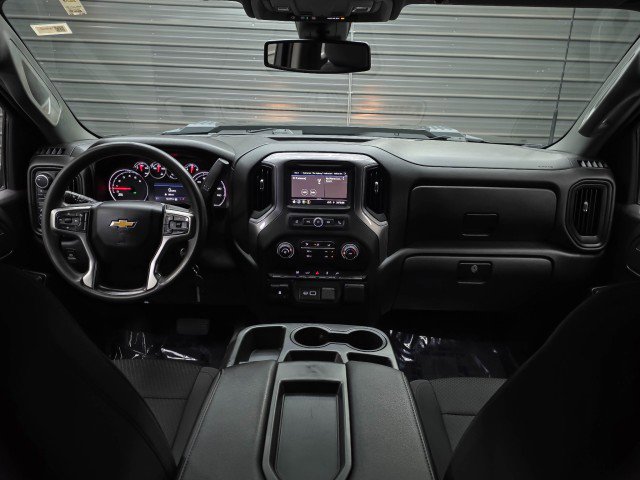 Used 2022 Chevrolet Silverado 2500 Custom w/ Custom Value Package AWD/4WD image 13