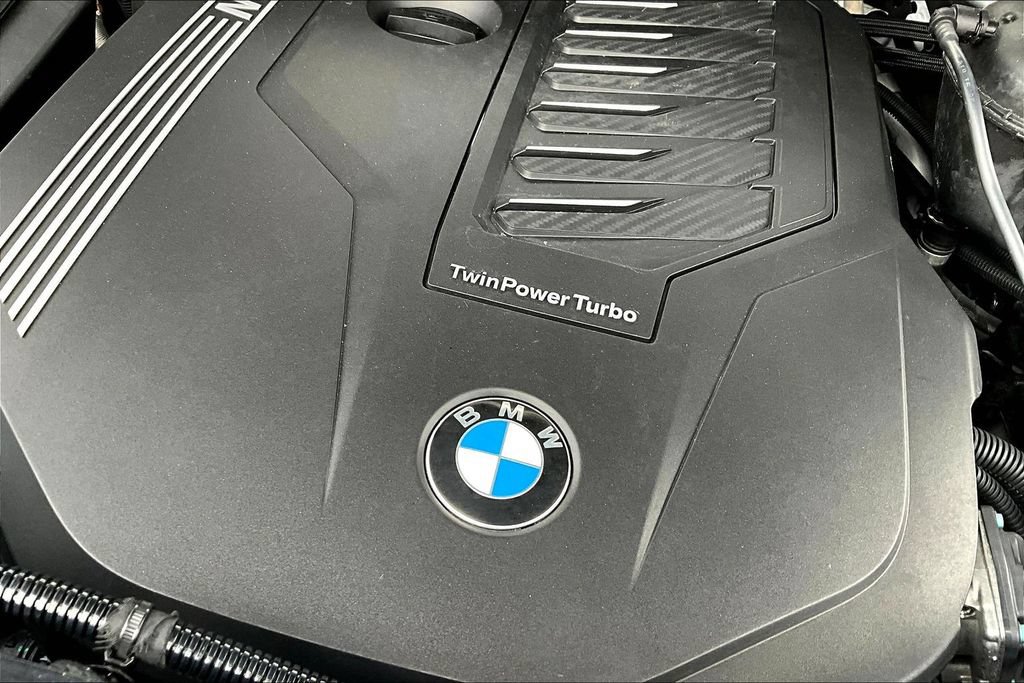 Used 2019 BMW X5 xDrive40i w/ M Sport Package AWD/4WD image 31