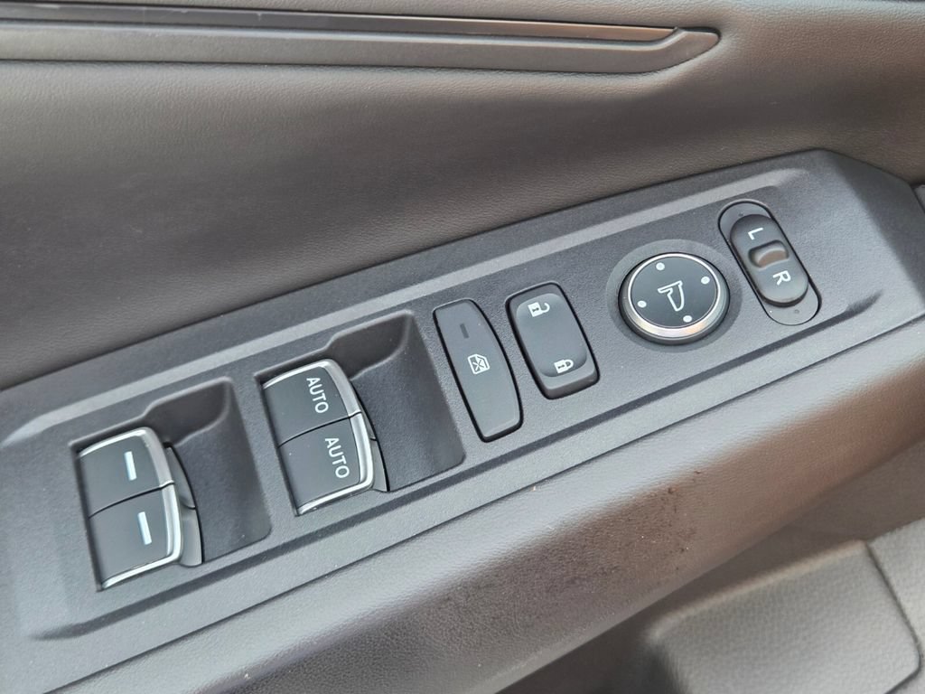 Certified 2025 Honda Accord SE image 31