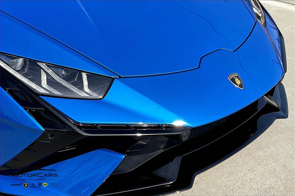 Used 2024 Lamborghini Huracan Tecnica image 21