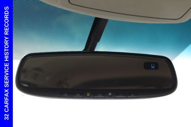 Used 2015 Toyota Sienna XLE FWD image 46