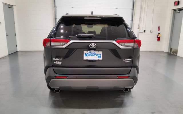 Used 2019 Toyota RAV4 Limited w/ Advanced Technology Package AWD/4WD image 7