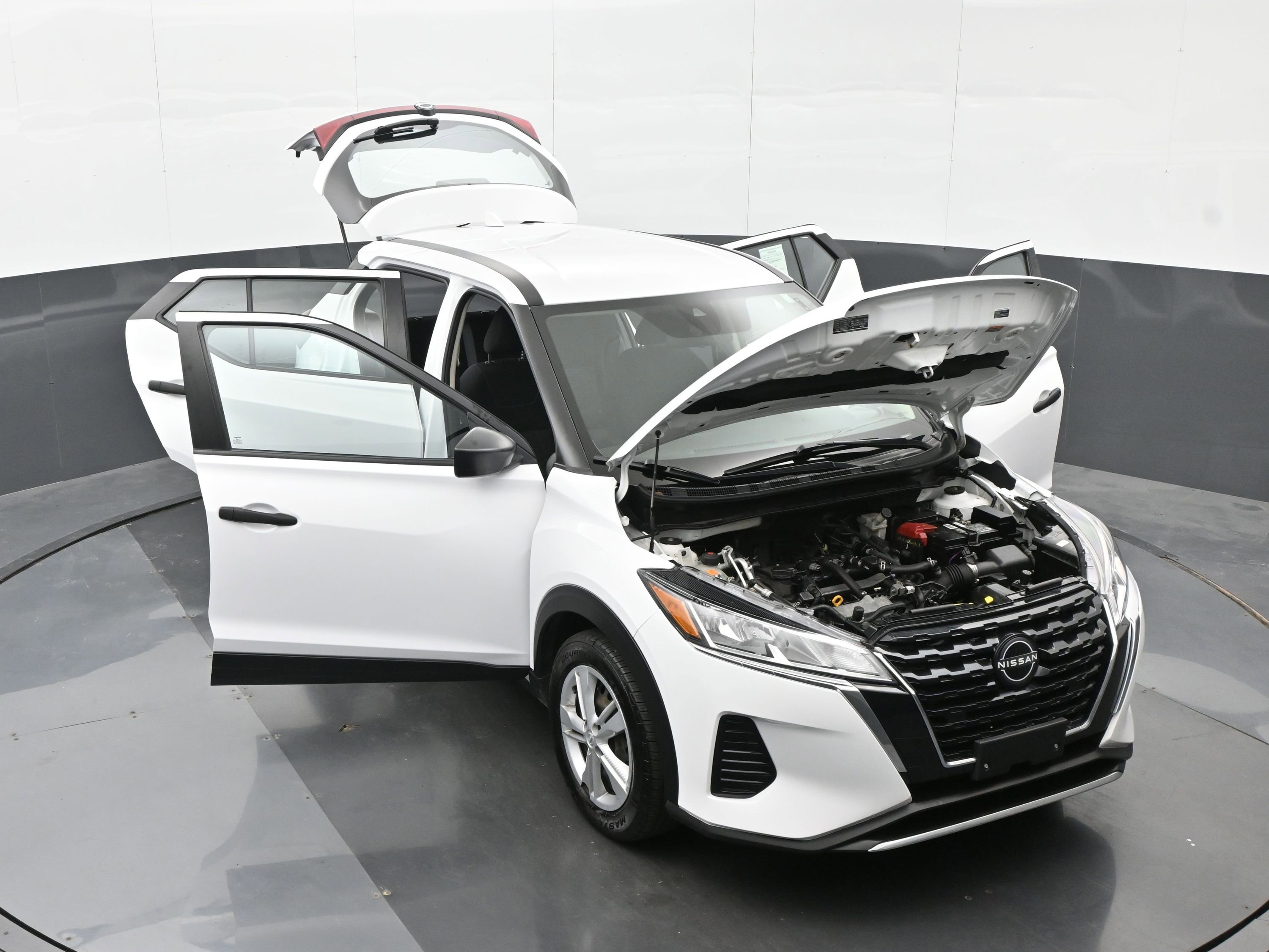 Used 2022 Nissan Kicks S FWD image 45
