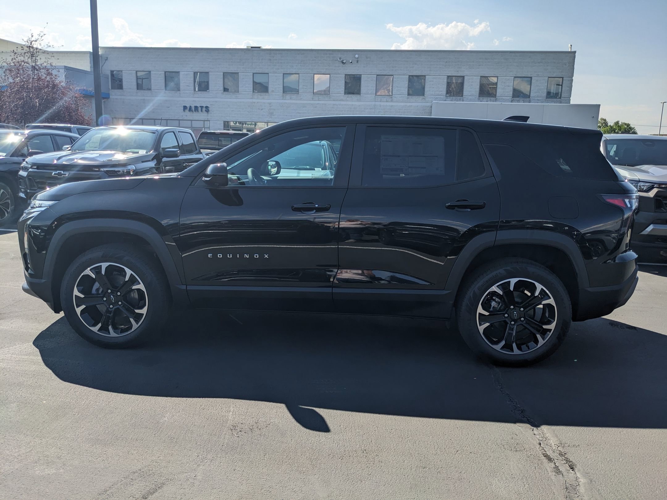 New 2026 Chevrolet Equinox LT video 2