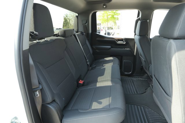 Used 2025 Chevrolet Silverado 1500 LT image 29