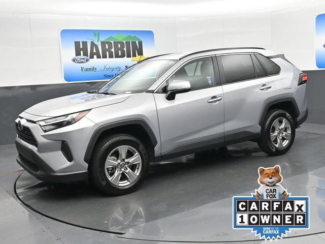 Used 2025 Toyota RAV4 XLE FWD video 1