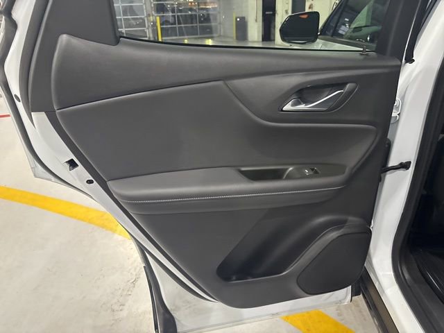 Used 2025 Chevrolet Blazer LT w/ Convenience Package image 27