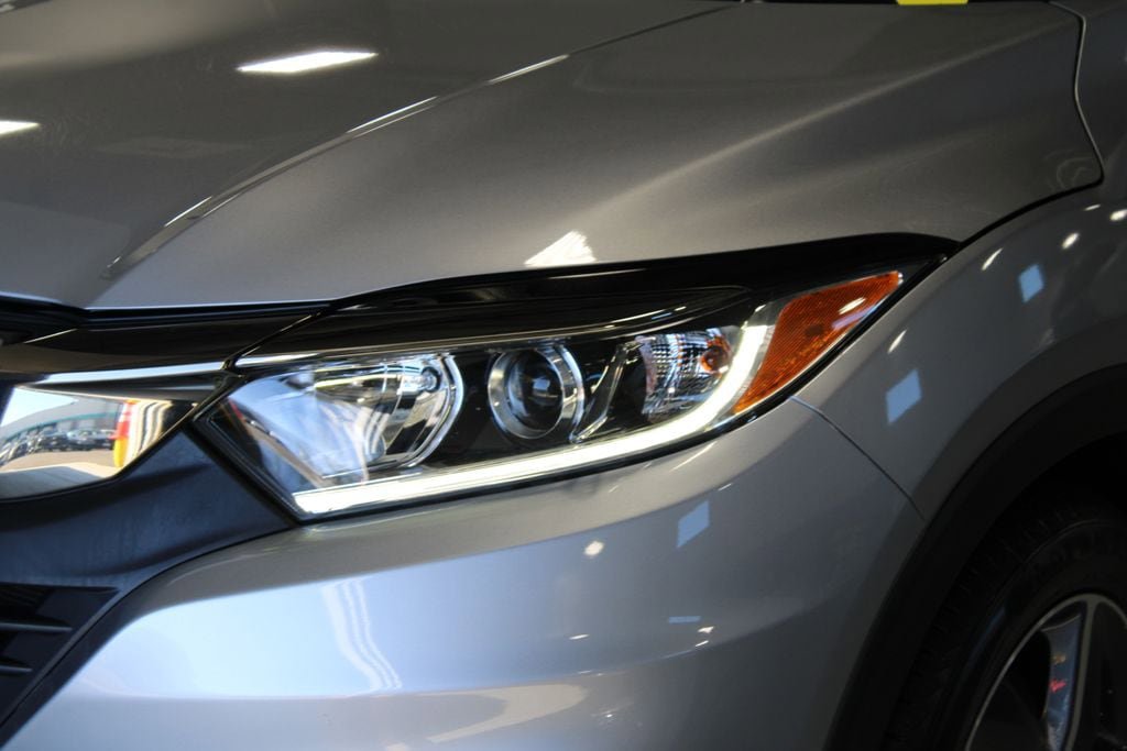 Used 2022 Honda HR-V EX image 2