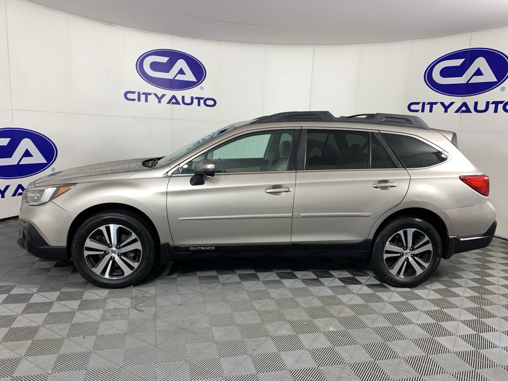 Used 2019 Subaru Outback 2.5i Limited w/ Popular Package #2 AWD/4WD image 6