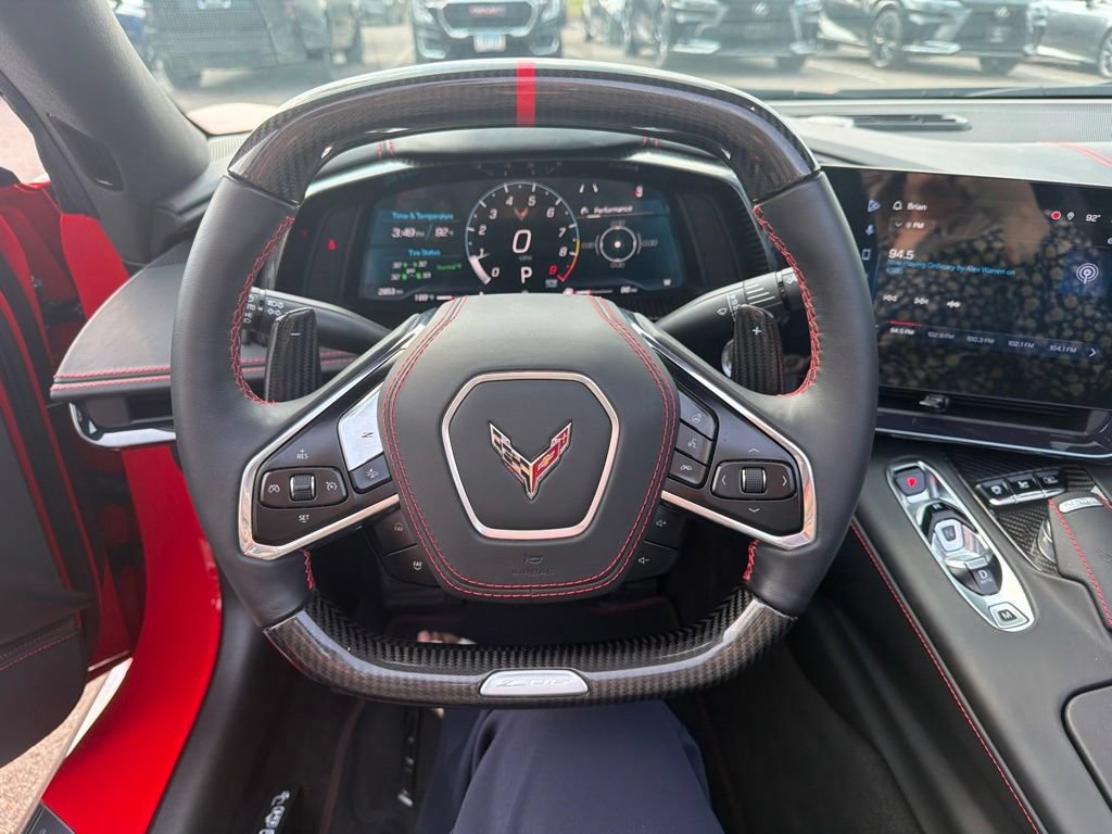 Used 2025 Chevrolet Corvette Z06 w/ Stealth Interior Trim Package RWD image 17