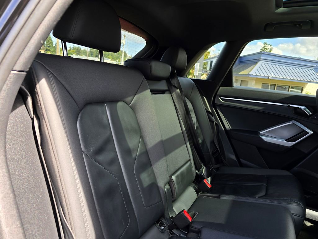 Used 2020 Audi Q3 2.0T Premium AWD/4WD image 15
