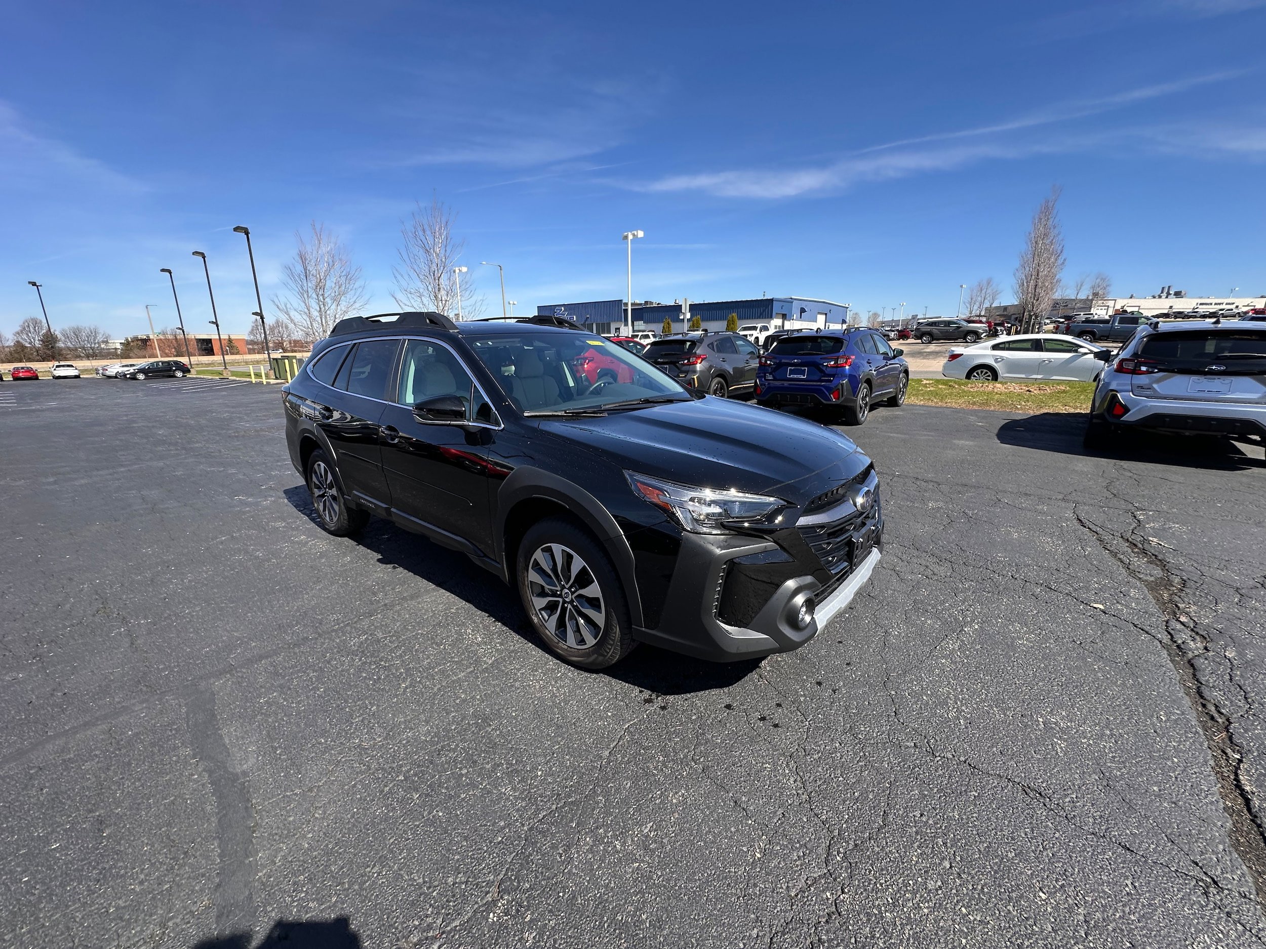 Certified 2025 Subaru Outback Limited image 1
