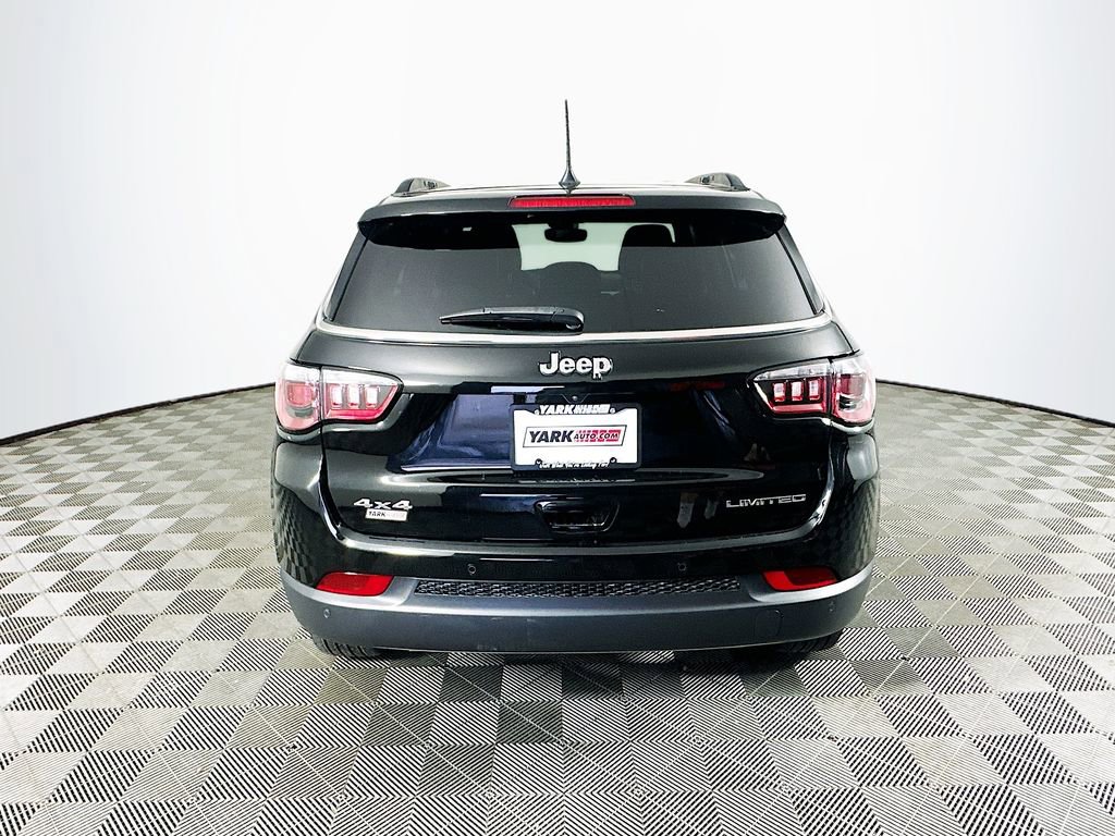 Used 2024 Jeep Compass Limited image 9
