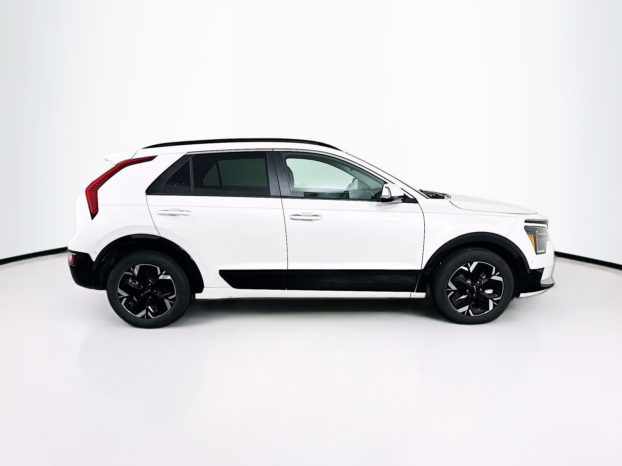 Used 2023 Kia Niro Wave w/ Wave Preserve Package FWD image 10