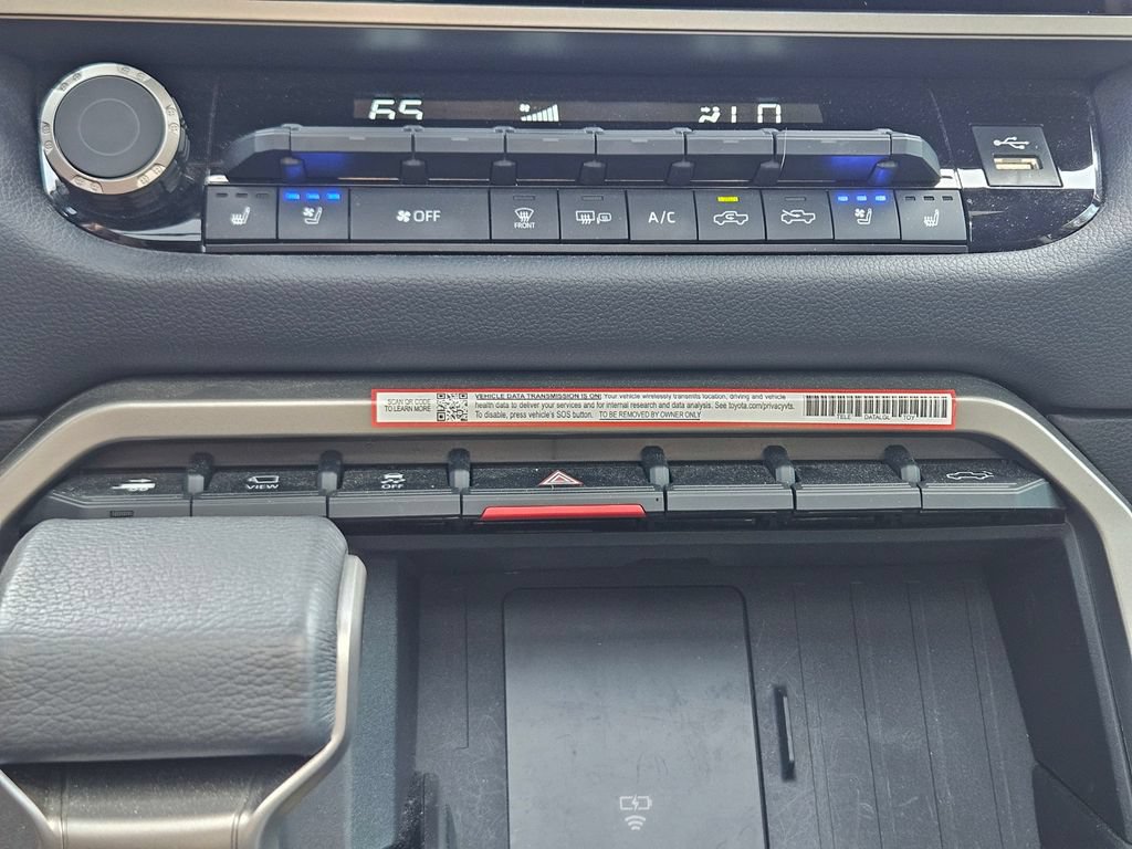 Certified 2025 Toyota Tundra Limited AWD/4WD image 28