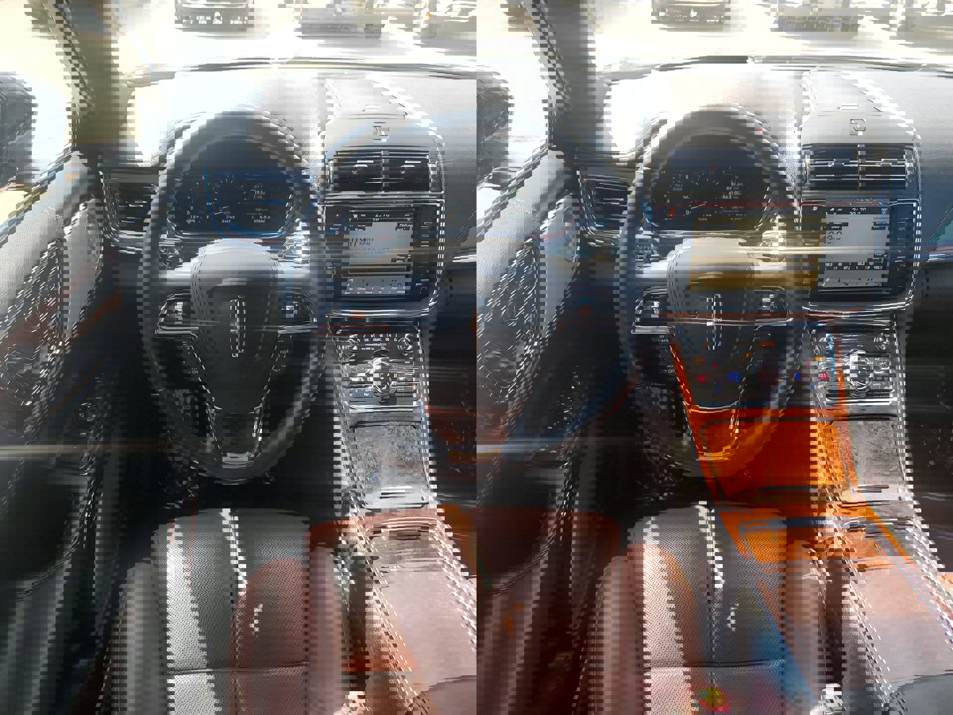 Used 2018 Lincoln Continental Reserve AWD/4WD image 18