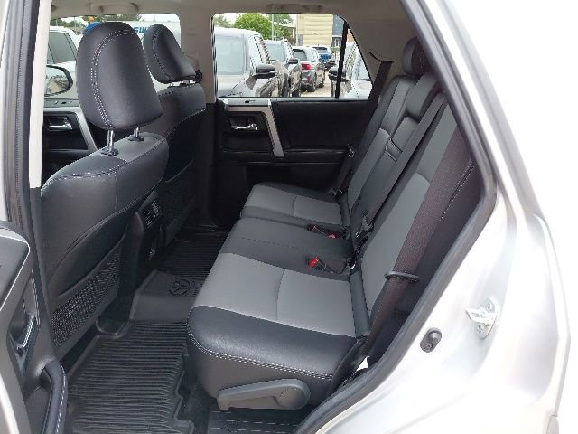 Used 2023 Toyota 4Runner SR5 Premium w/ Moonroof Package AWD/4WD image 25