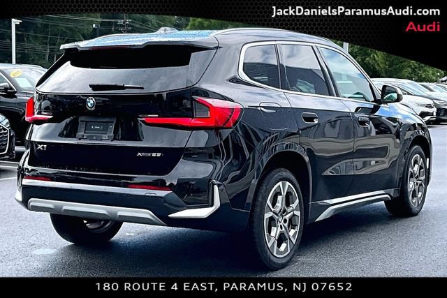 Used 2024 BMW X1 xDrive28i w/ Convenience Package AWD/4WD image 2