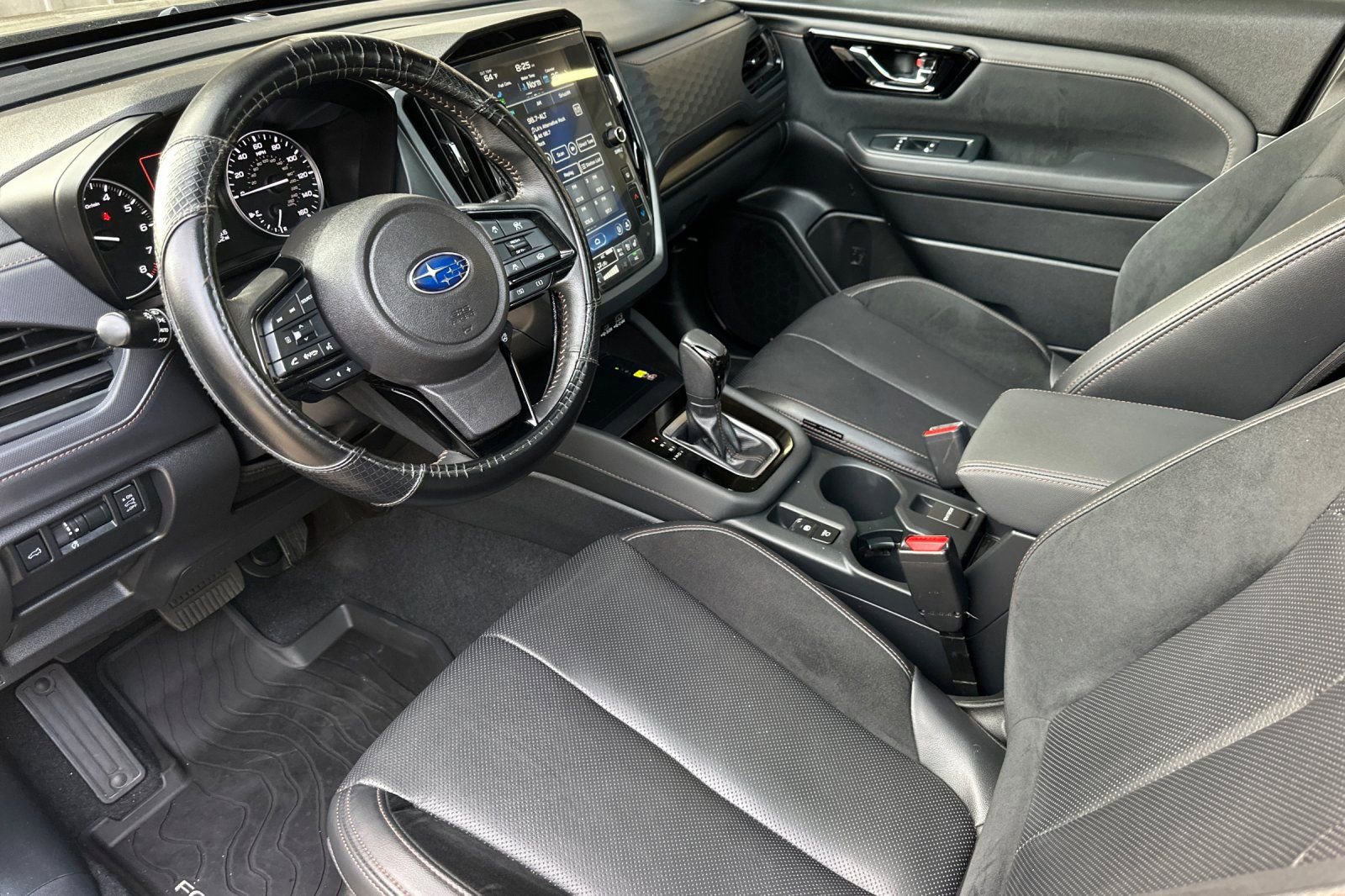 Used 2025 Subaru Forester Touring image 10