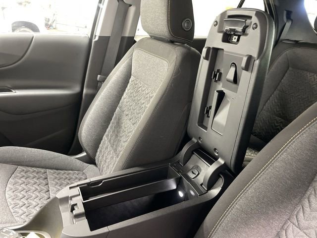Used 2024 Chevrolet Equinox LT FWD image 21