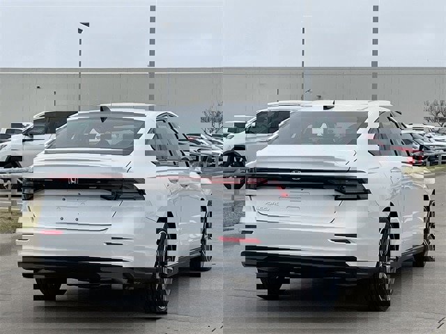 New 2026 Honda Accord SE image 4