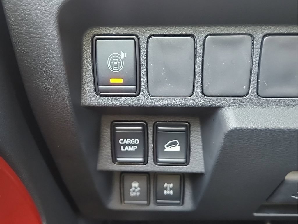 New 2025 Nissan Frontier PRO-4X w/ Tow Package AWD/4WD image 10