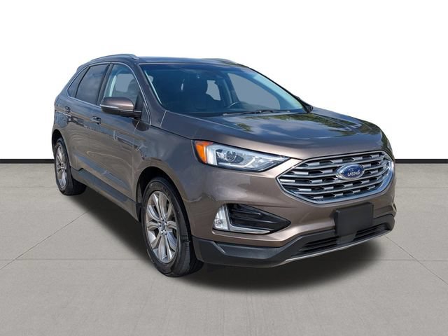 Used 2019 Ford Edge Titanium FWD image 3