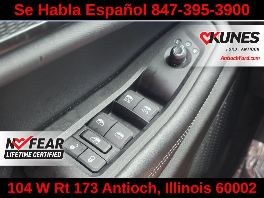 Used 2025 Jeep Grand Cherokee Altitude AWD/4WD image 36