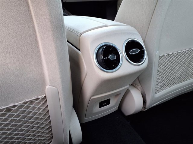 Used 2025 Mercedes-Benz CLA 250 image 17