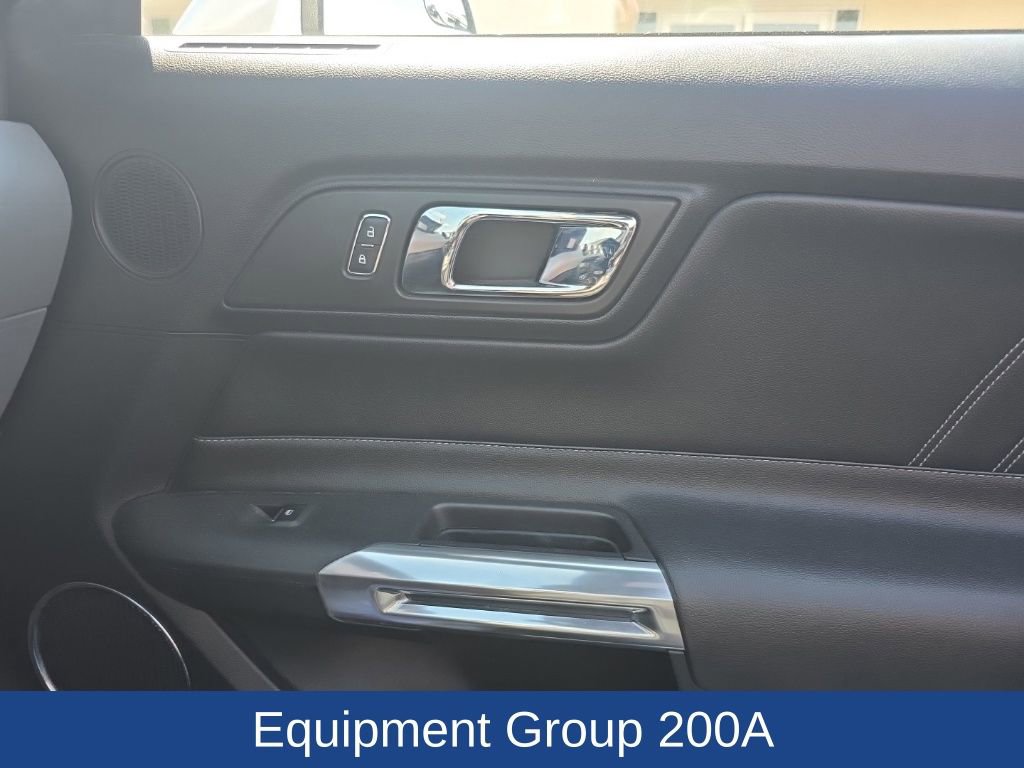 Used 2017 Ford Mustang Premium image 16