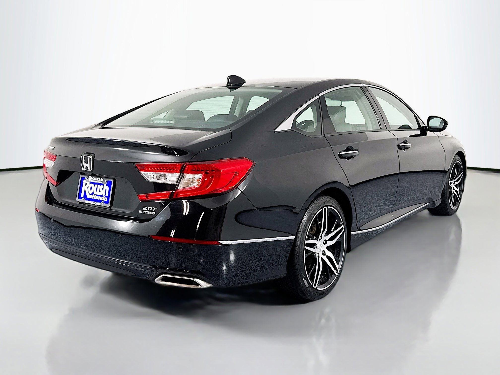 Certified 2021 Honda Accord Touring image 5
