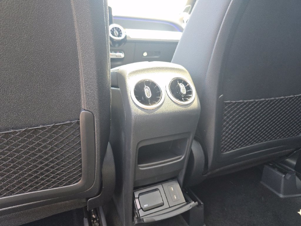New 2026 Mercedes-Benz GLB 250 4MATIC image 25