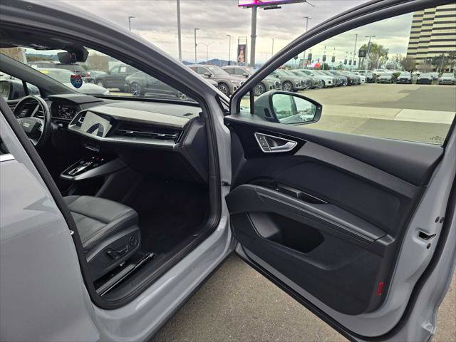 Used 2023 Audi Q4 e-tron Premium Plus w/ Premium Plus image 12
