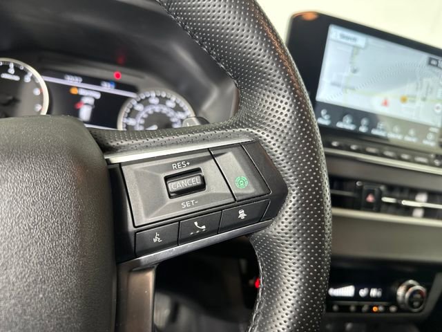 Used 2024 Mitsubishi Outlander SE image 16