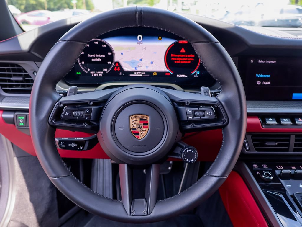 Used 2025 Porsche 911 Carrera RWD image 19