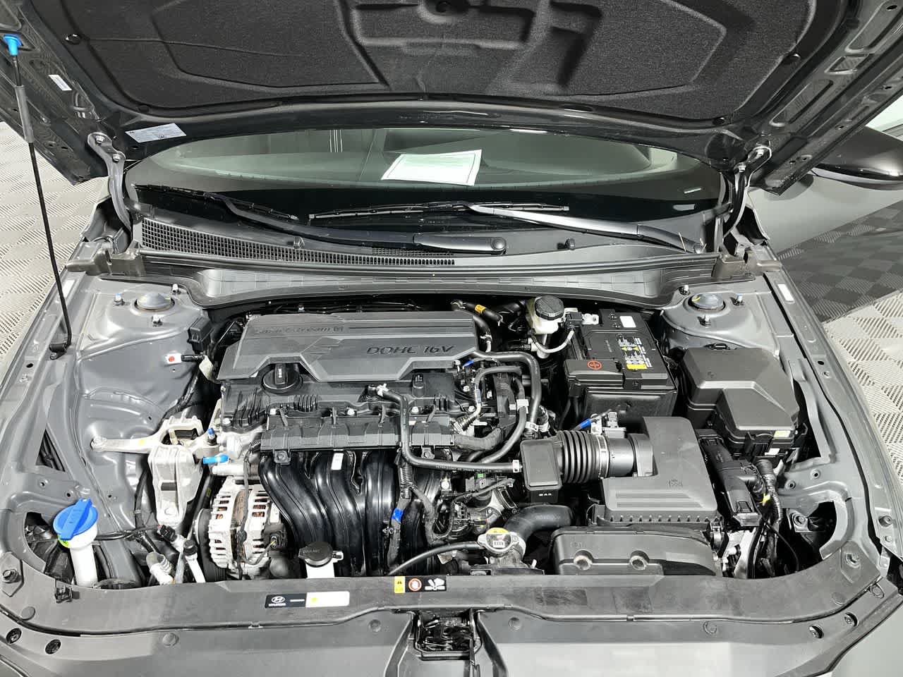 Used 2026 Hyundai Elantra Sport FWD image 12