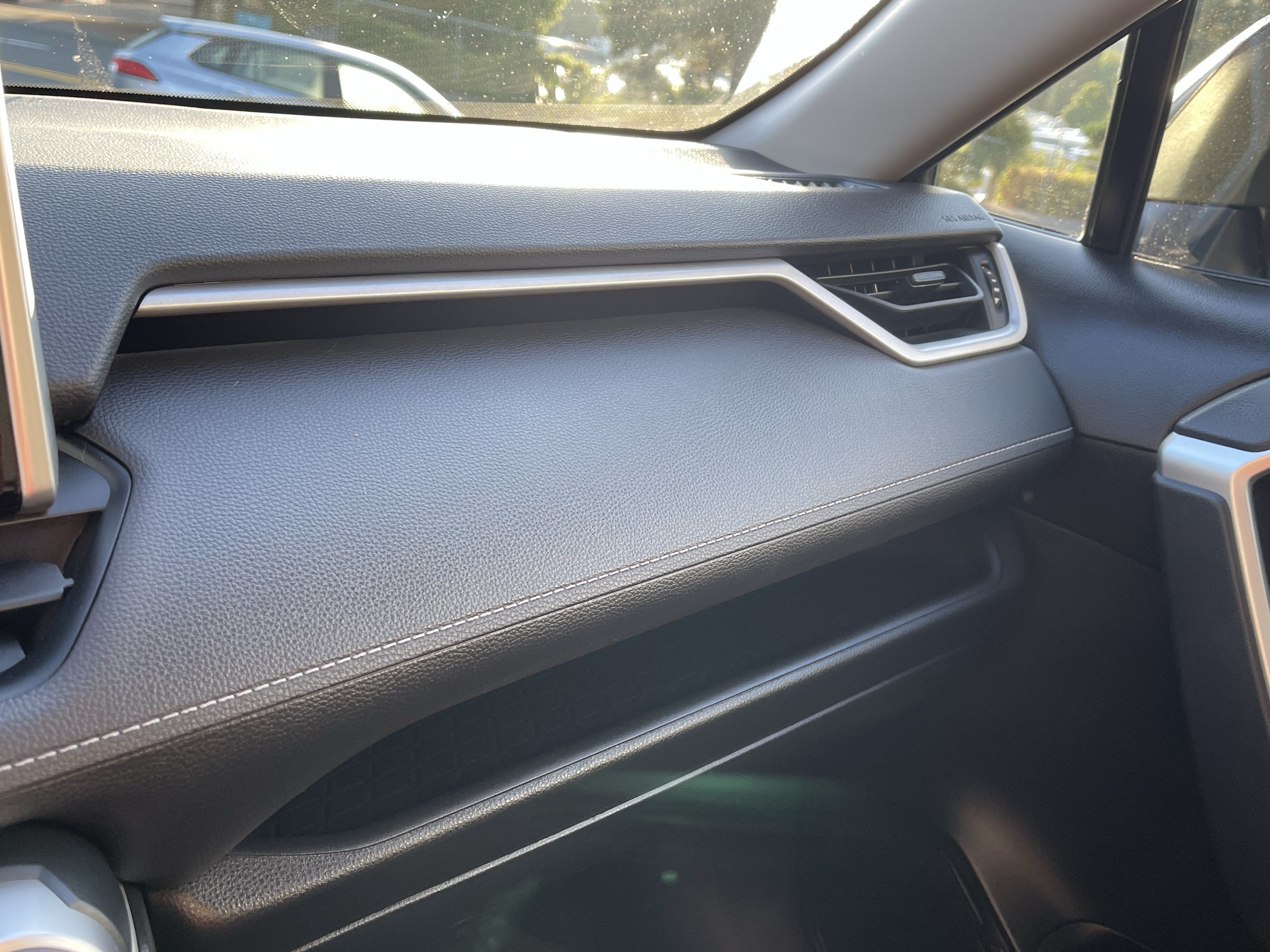 Certified 2023 Toyota RAV4 LE AWD/4WD image 24