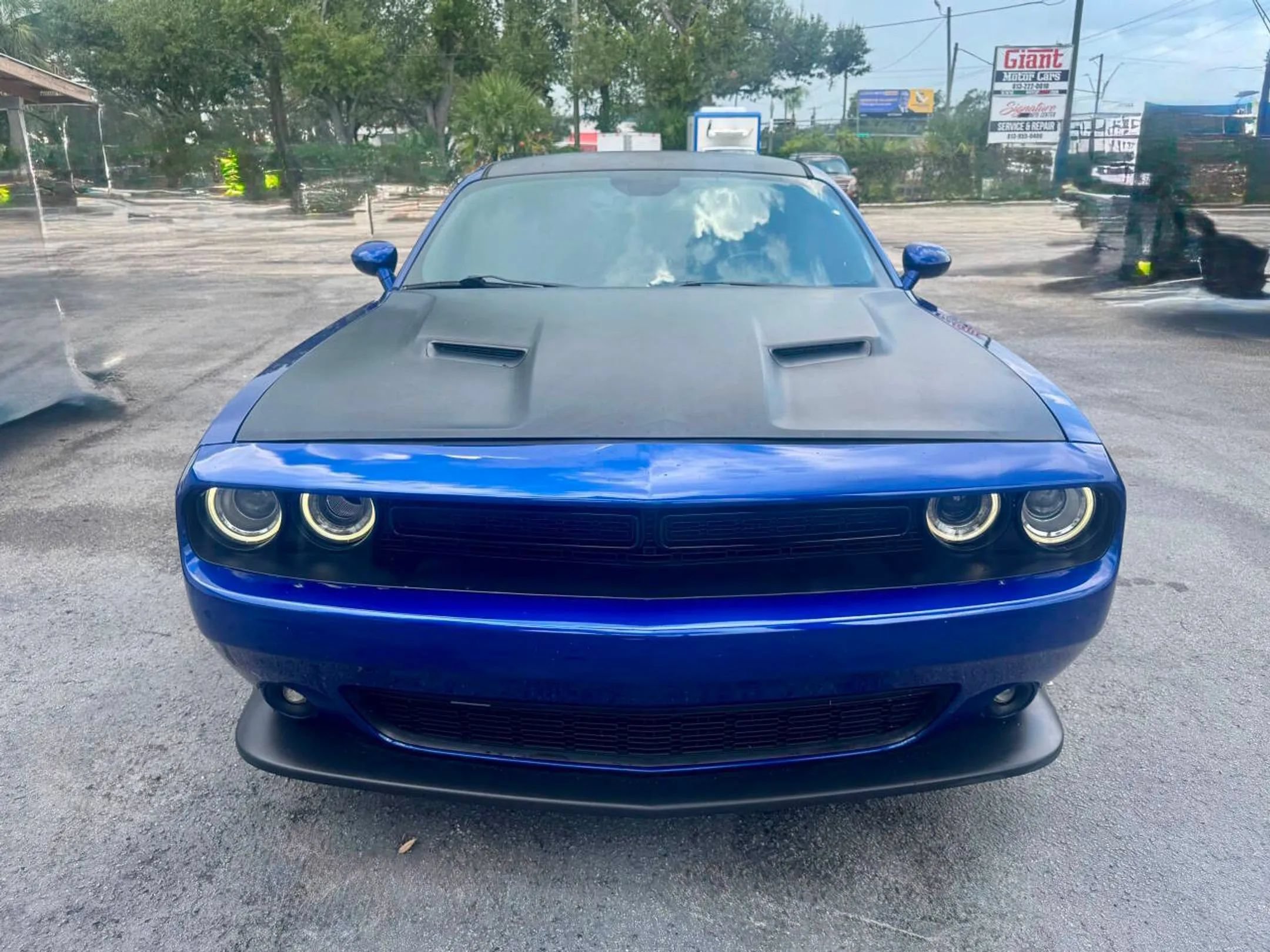 Used 2020 Dodge Challenger R/T RWD image 15