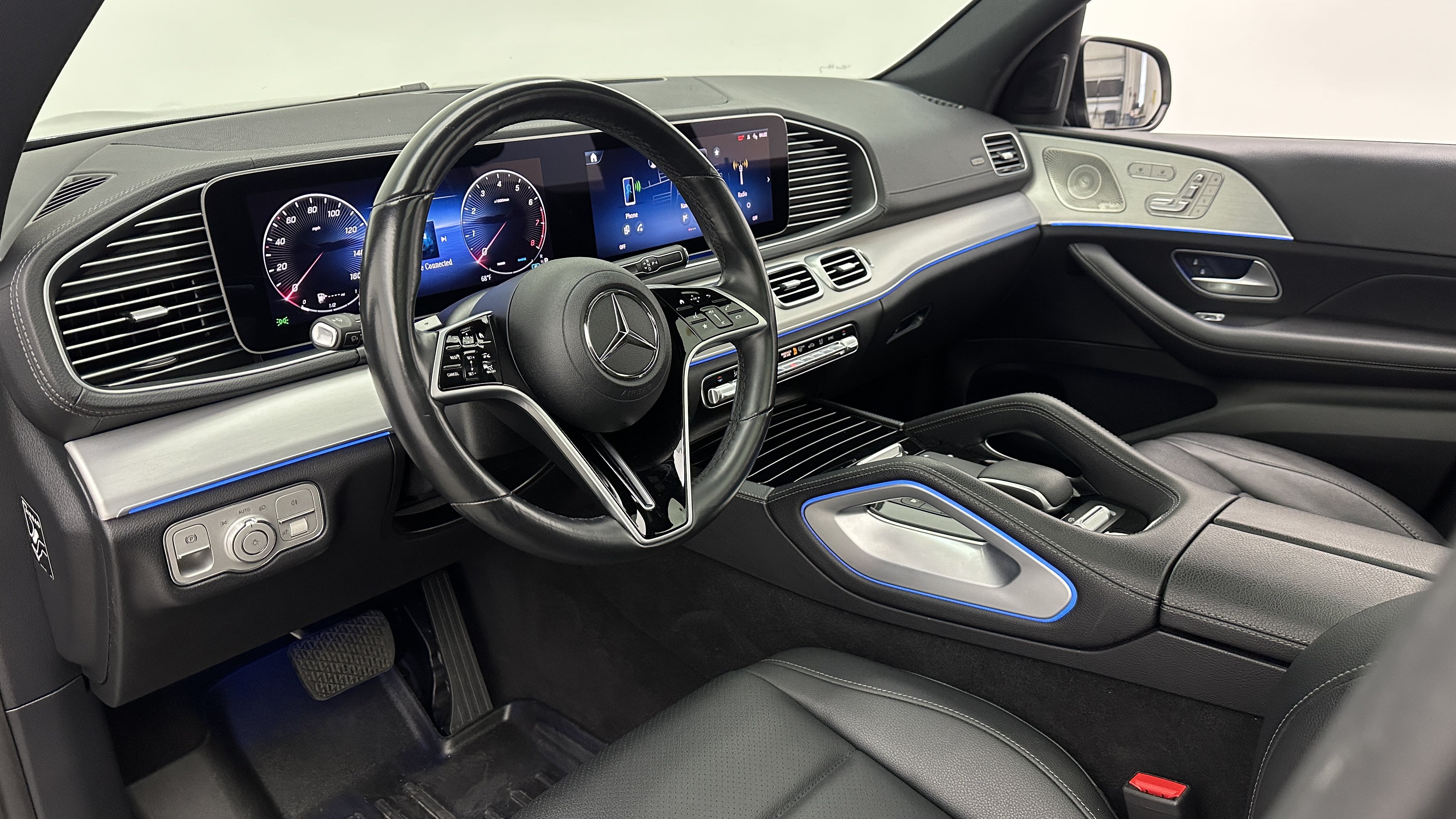 Used 2024 Mercedes-Benz GLS 450 4MATIC image 12