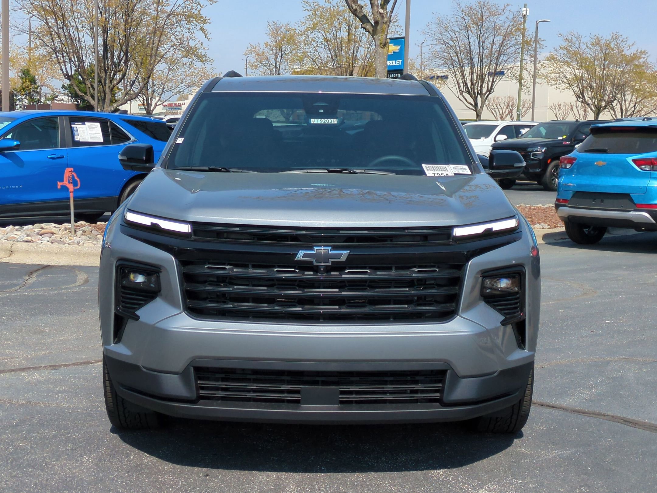 New 2026 Chevrolet Traverse LT w/ Midnight/Sport Edition FWD image 3
