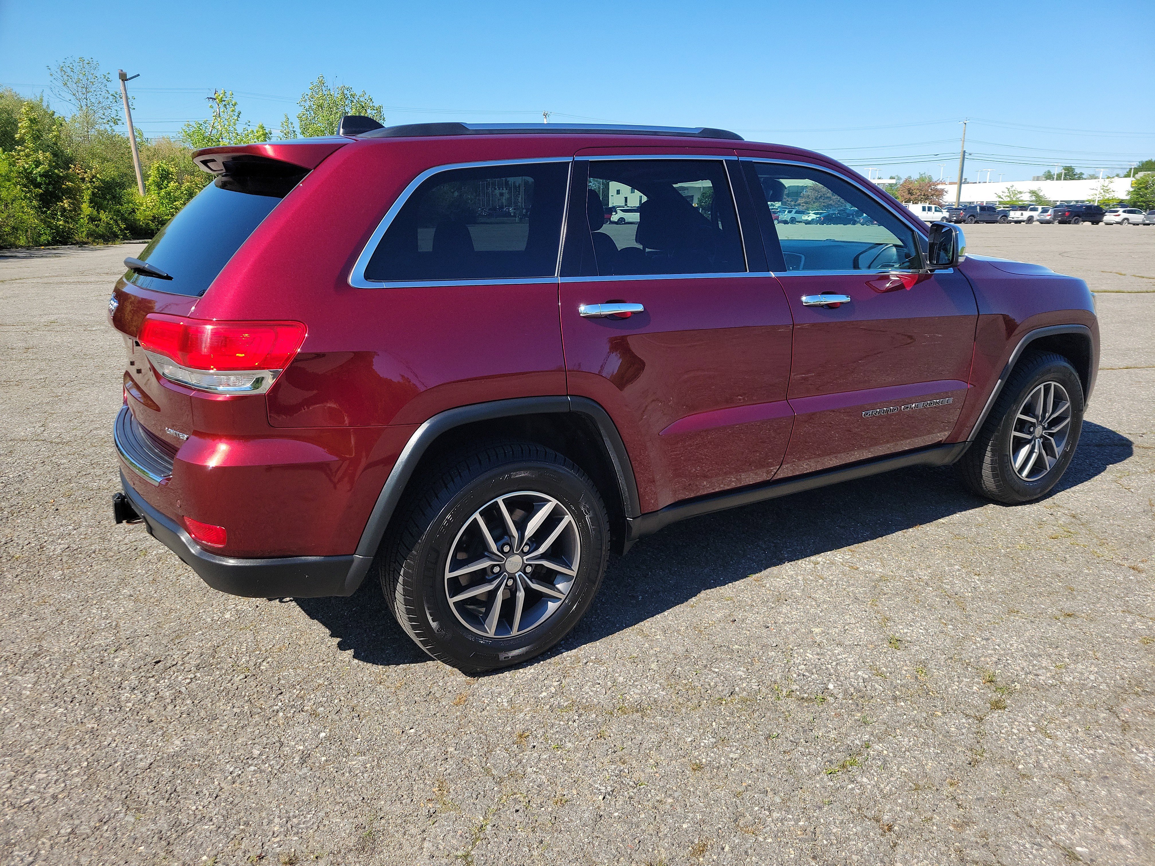 Used 2018 Jeep Grand Cherokee Limited w/ Luxury Group II AWD/4WD image 5