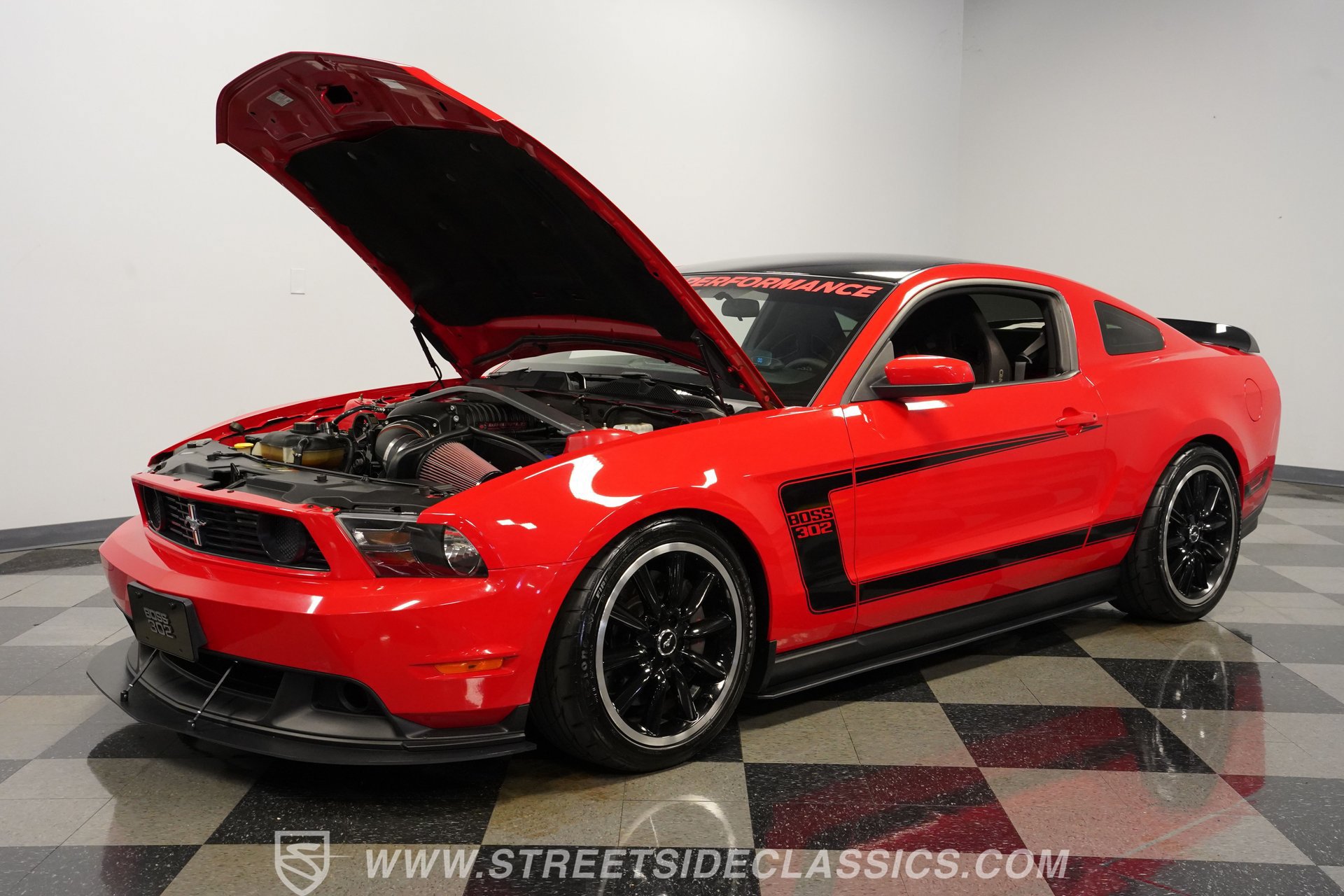 Used 2012 Ford Mustang Boss 302 w/ Boss 302 Accessory Pkg RWD image 32