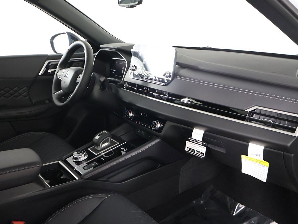 New 2025 Mitsubishi Outlander SEL Black Edition image 31